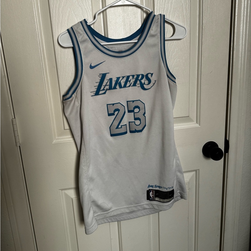 Lakers Jersey! Baby Blue!